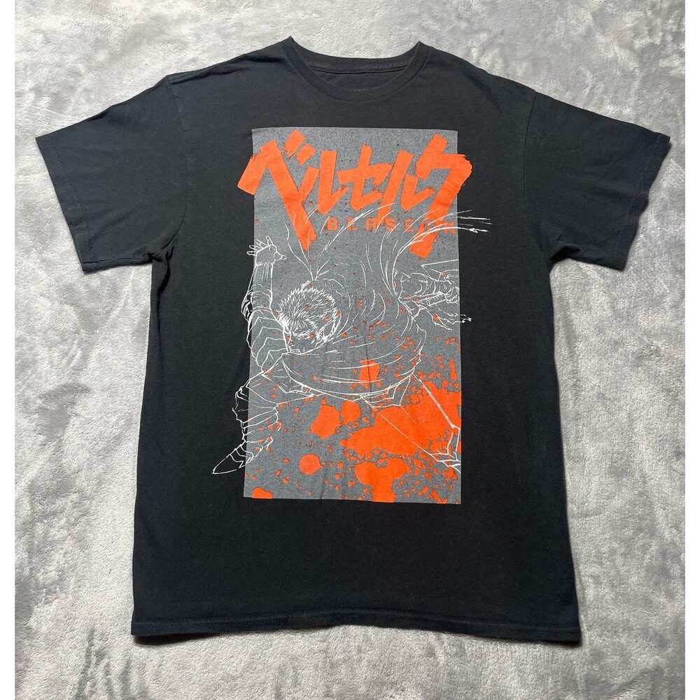 Berserk Guts T-Shirt Black Swordsman Adult Size M Crunchyroll Short Sleeve
